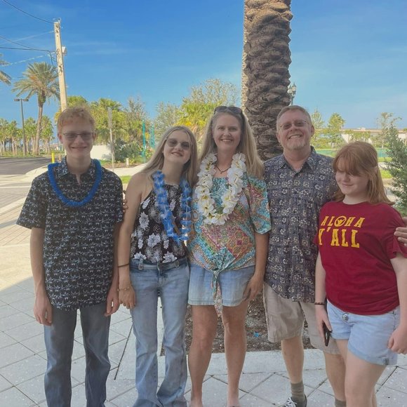 Meet your Posher, Alyson - Picture 1 of 1